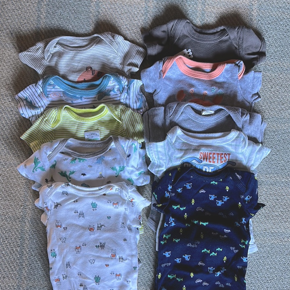 Bundle of 0-3 month short sleeve onesies